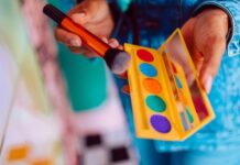 5 błędów, które popełniamy przy aplikacji pastelowych cieni do powiek i jak ich uniknąć.
